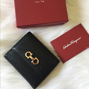 Salvatore ferragamo black compact wallet